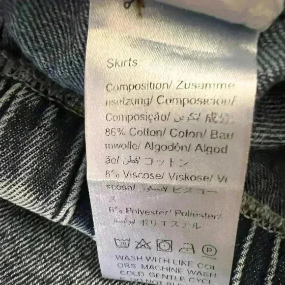 Girls size 5 Mini Denim Pleated Side Skirt Elastic Waist/ Trendy - Picture 8 of 10